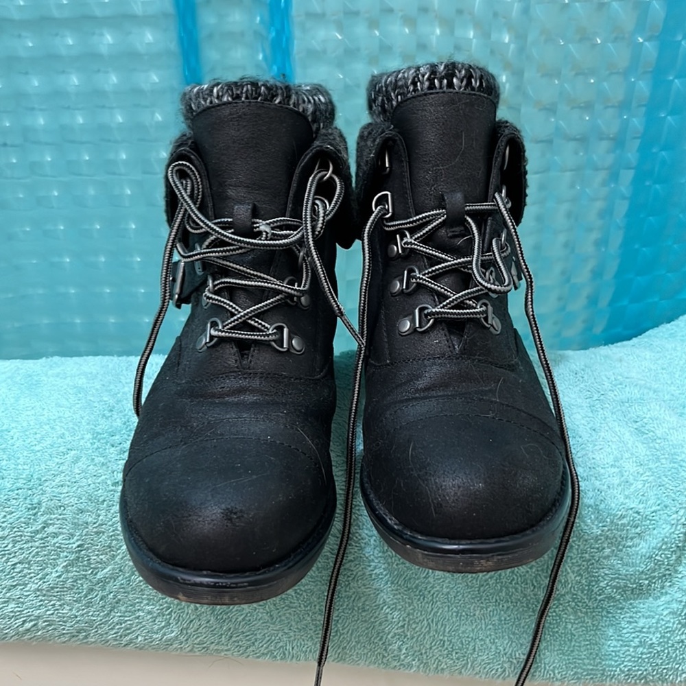 Cliffs Boots - image 3